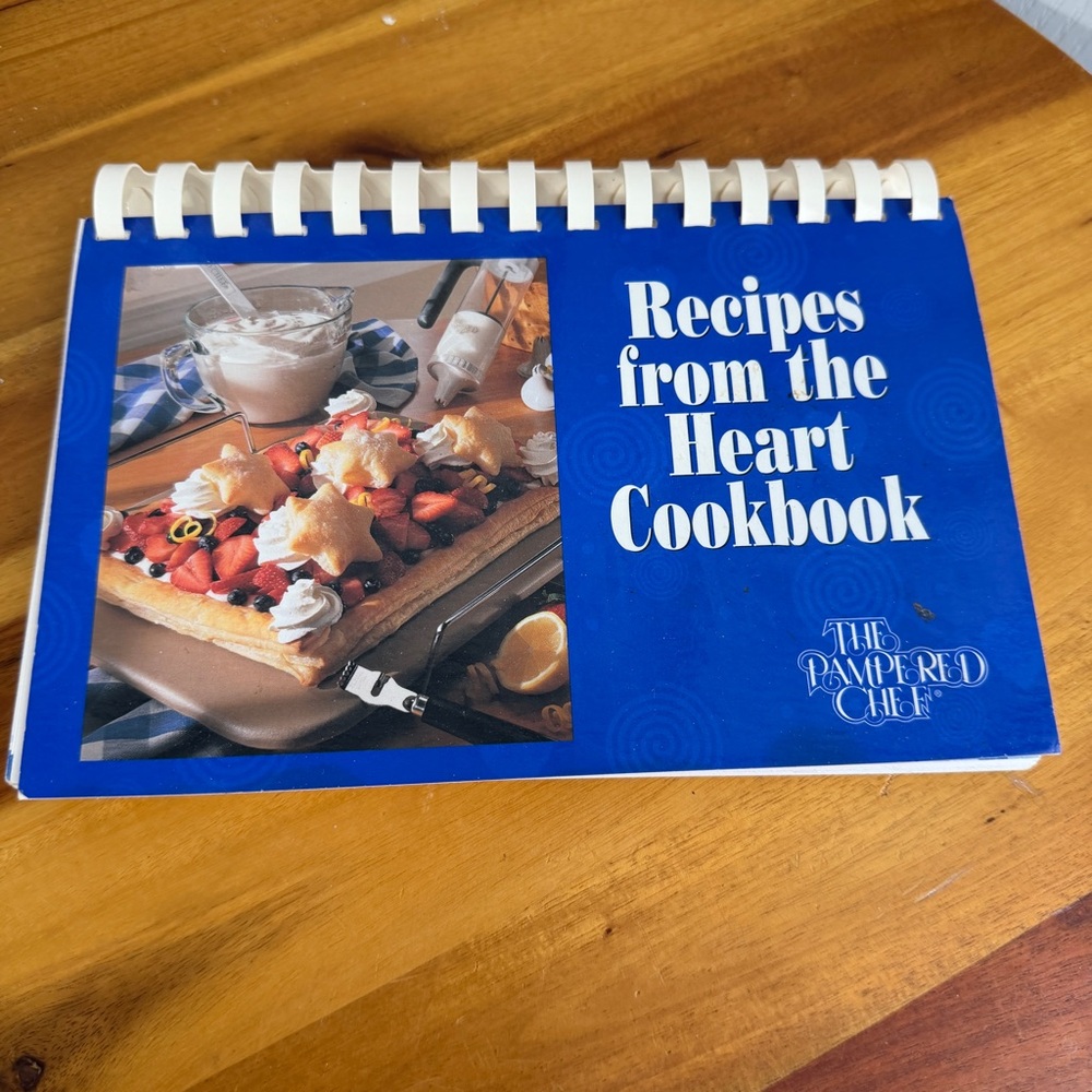Pampered Chef recipes from the‎ heart cookbook 1997